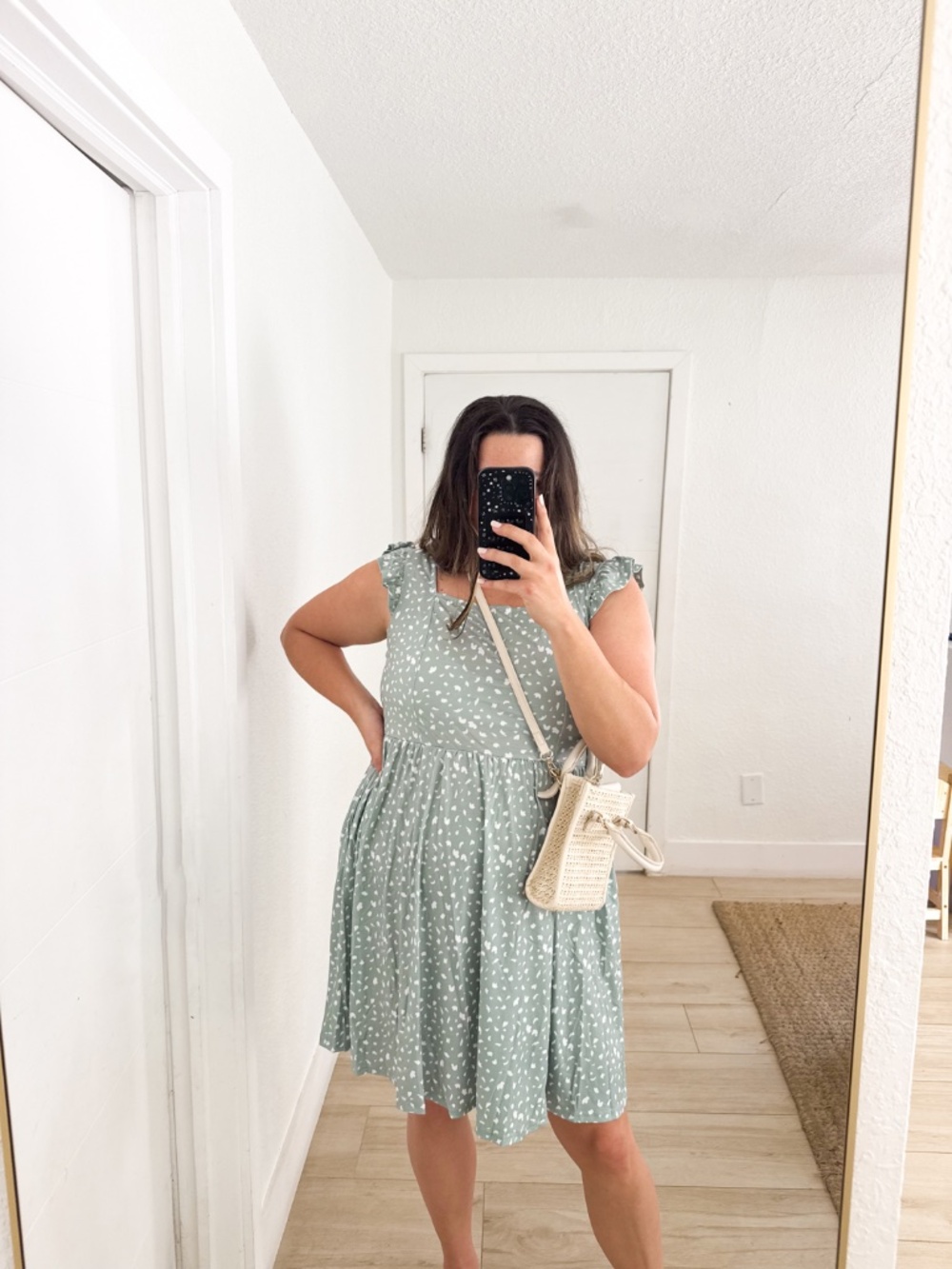 Green ruffle dress size XL